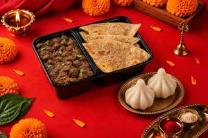 Chole Paratha Dabba wIth Ukadiche Modak(2 Pcs) Combo