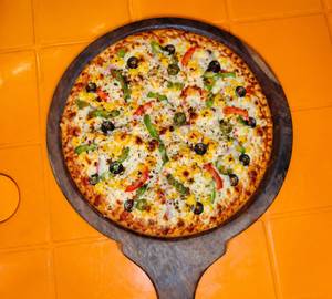 Veg cheese pizza