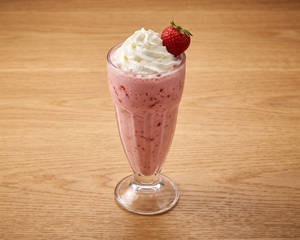STRAWBERRY SHAKE