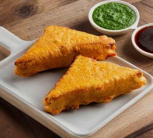 Bread Pakoda & Chutney