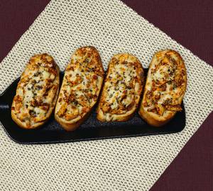 Chicken cheese garlic bread
