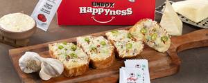 Cheese Chilli Garlic Bread [04 Pics With Mozzarella Cheese]