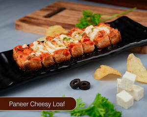 Paneer Cheesy Loaf