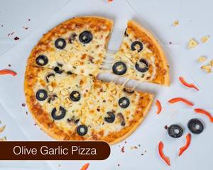 Olive Garlic Pizza