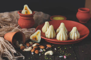 White Modak