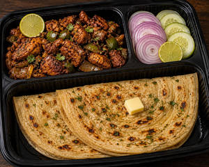 Butter Chicken With 2 Lucknowi Parantha