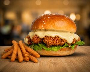 The Murga Burger - Peri Peri + 50 g Crumbed Fries