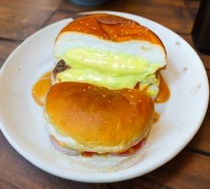 Camp Style Veg Crispy Burger