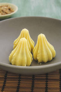 Khoya Modak