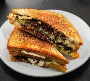 Roast Beef Double-Cheese Melt – Loaded With Meat & Butter-Grilled!