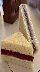 Sandwich Cake (sweet)