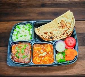 Butter Paneer Masala Thali