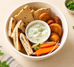 Mediterranean Snacks Box
