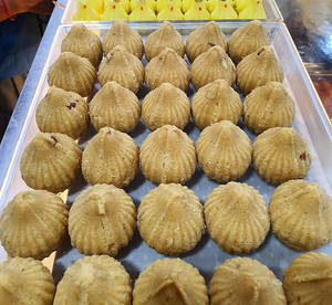 Desi Ghee Besan Modak