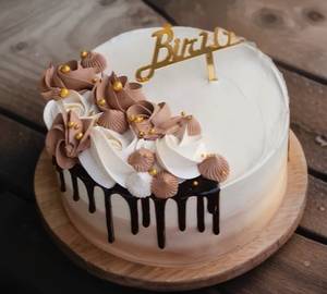 Happy Birthday Tiramisu Cake