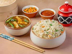 Paneer Chilli Gravy with Veg Fried Rice
