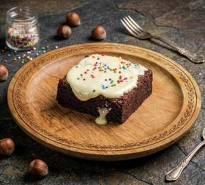White Chocolate Brownie Eggless