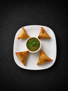 Mutton Samosa 1 Pc