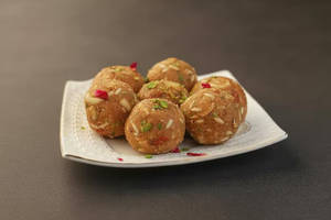 Atta Goond Laddu (Big)