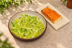 High Protein Pasta With Creamy Broccoli Sauce