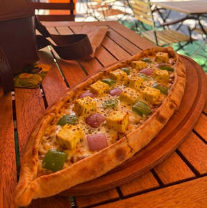 Peppy Paneer Pide