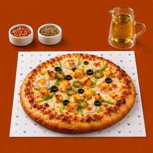 Spicy Paneer Napoli Pizza