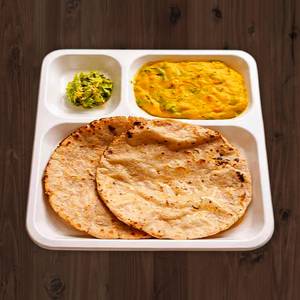 Jonna Roti With Dal