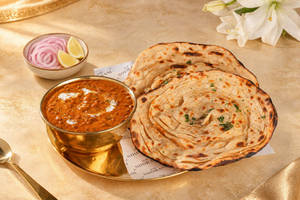 Desi Ghee Dal Makhni + 2 Laccha Paratha