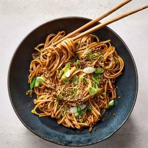 Chilli Garlic Veg Noodles