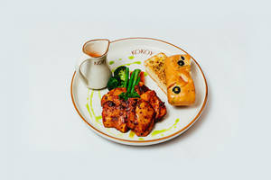 Grilled Piri Piri Chicken With Vegetables & Focaccia