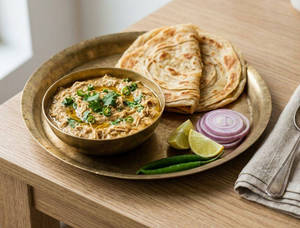 Chicken Bharta +laccha Paratha 2p Combo