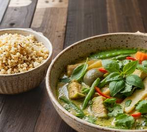 Green Thai Curry With Cauliflower Rice - Keto