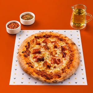 Chicken Tikka Napoli Pizza