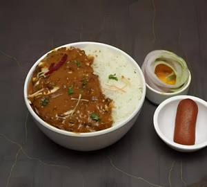 Rajma Chawal With Gulab Jamun (1 Pc)