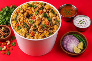 Veg Biryani [Small Bucket 2.2 Kg]