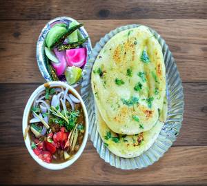 Amritsari chole with 2 piece butter kulcha and salad