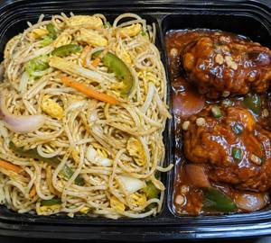 Egg Chicken Hakka Noodles And Chilli Chicken [2 Piece]