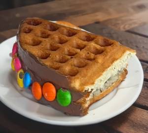 Gems Color Bust Waffles