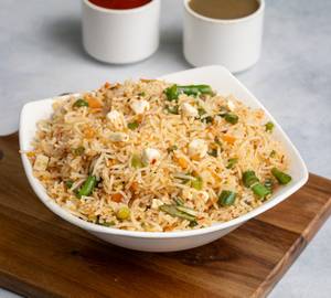Chilly Garlic Paneer fried rice