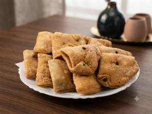 Samosa Mathi [400 Grams]