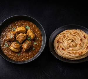 Boneless Chicken Curry Of Choice With Bread
