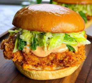Classic Crispy Chicken Burger