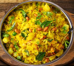 Breakfast kanda poha
