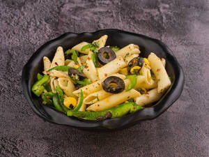 Aglio Oilo In Penne