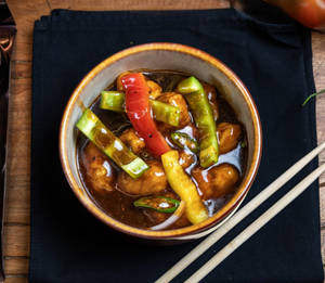 Wok Tossed Chilli Chicken