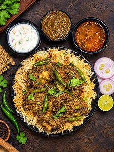 Pachimirchi Chicken Fry Biryani