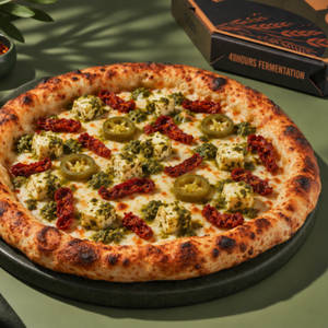 Pesto Paneer Verde Pizza