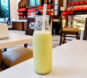 Kesar Badam Milkshake