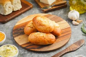Garlic & Parmesan Rolls