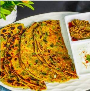 Aloo Methi Paratha Combo